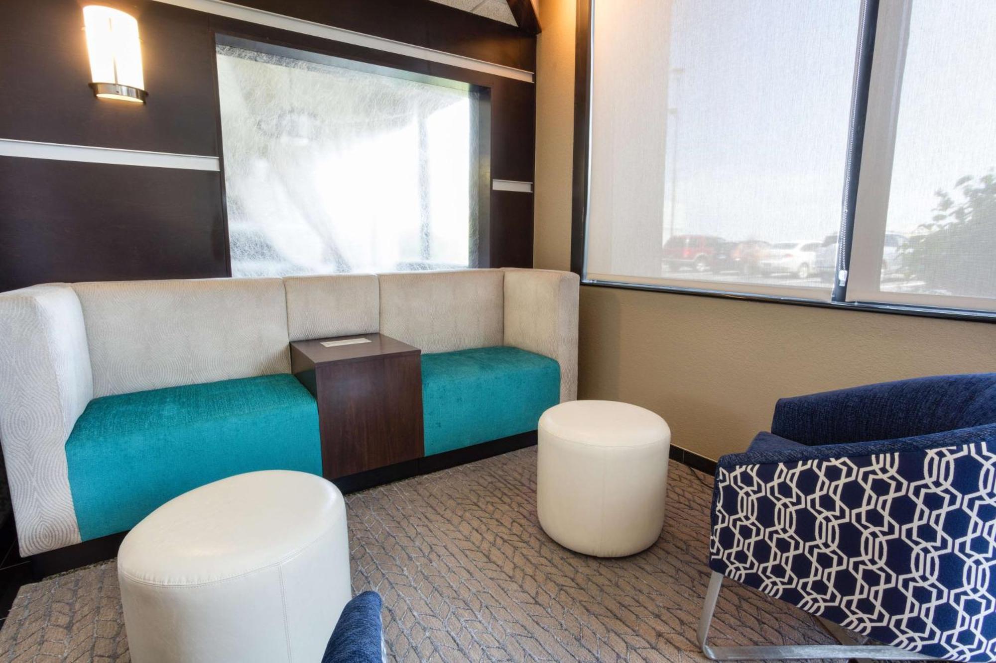Drury Inn & Suites Kansas City Airport Buitenkant foto